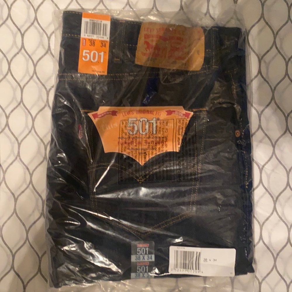 Men's Levi Jeans